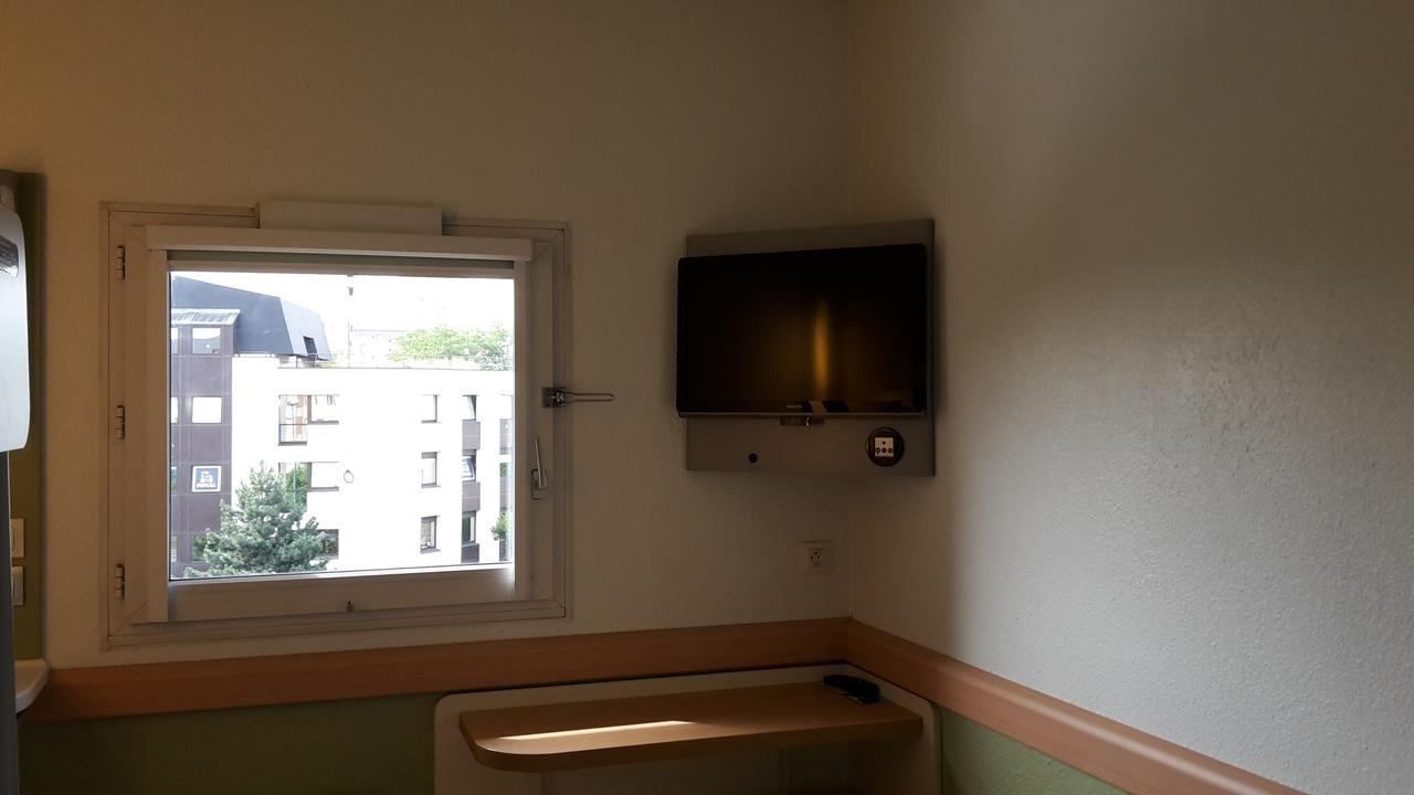 Ibis Budget St Gratien - Enghien-Les-Bains Сен-Гратьян Экстерьер фото
