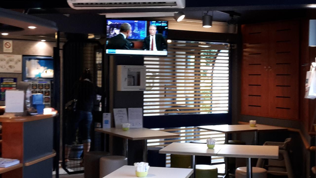 Ibis Budget St Gratien - Enghien-Les-Bains Сен-Гратьян Экстерьер фото