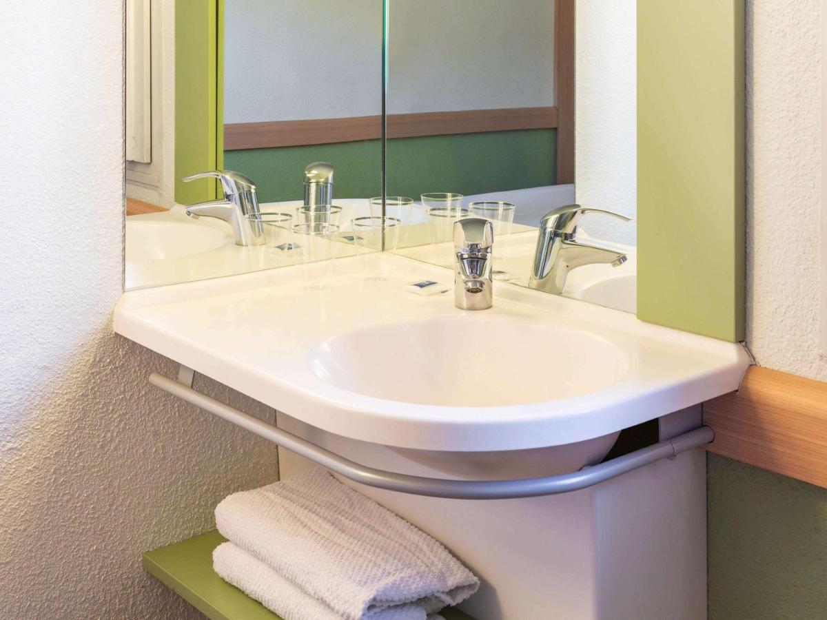 Ibis Budget St Gratien - Enghien-Les-Bains Сен-Гратьян Экстерьер фото